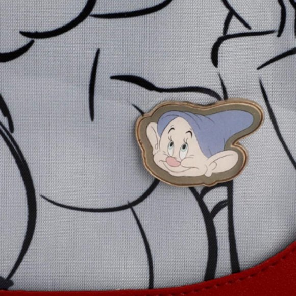 Disney Snow White And The Seven Dwarfs Snow White Pin Collector Mini Backpack NW